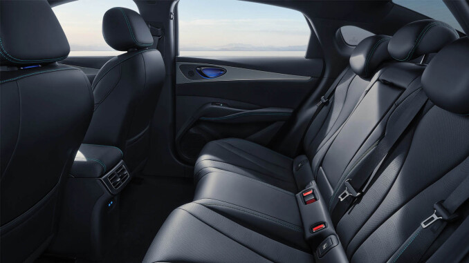 BYD Seal 6 1.5 DM-i 212 Comfort 4dr e-CVT Saloon - Image 6